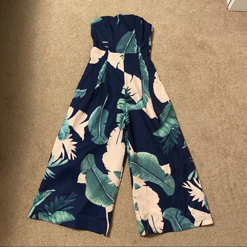 SOLD ✅ - Picture 2 of 5